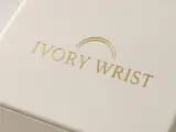 Bracelet Boxes — print, material or finishing detail